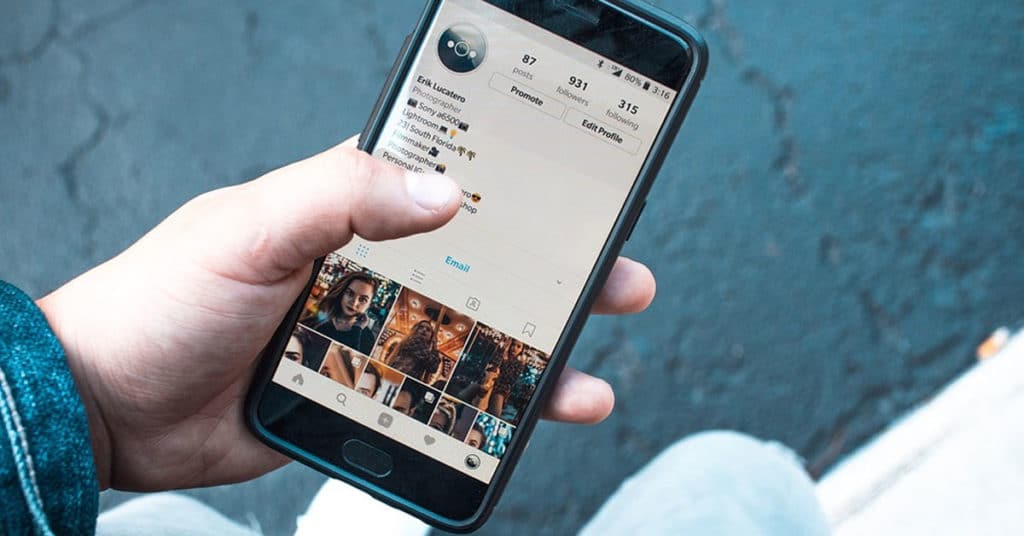téléphone avec compte instagram professionnel